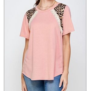 Mauve top with leopard shoulder accents